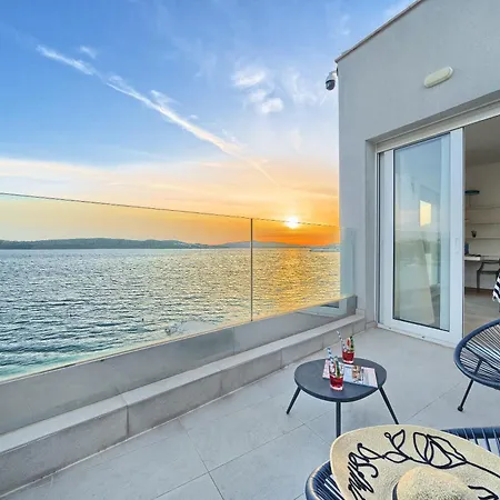 Livingstone Beach House Trogir Exterior photo