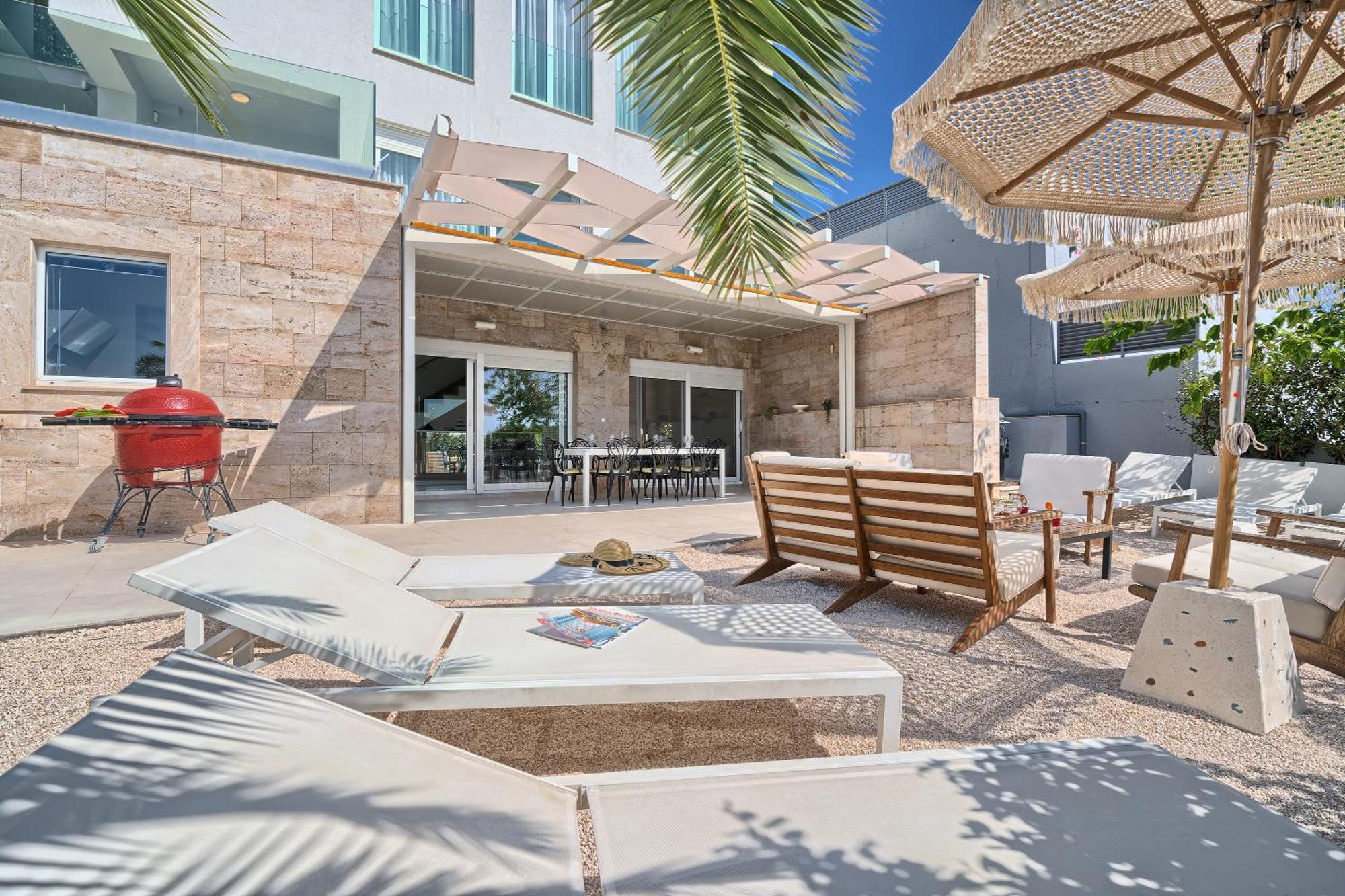 Livingstone House *