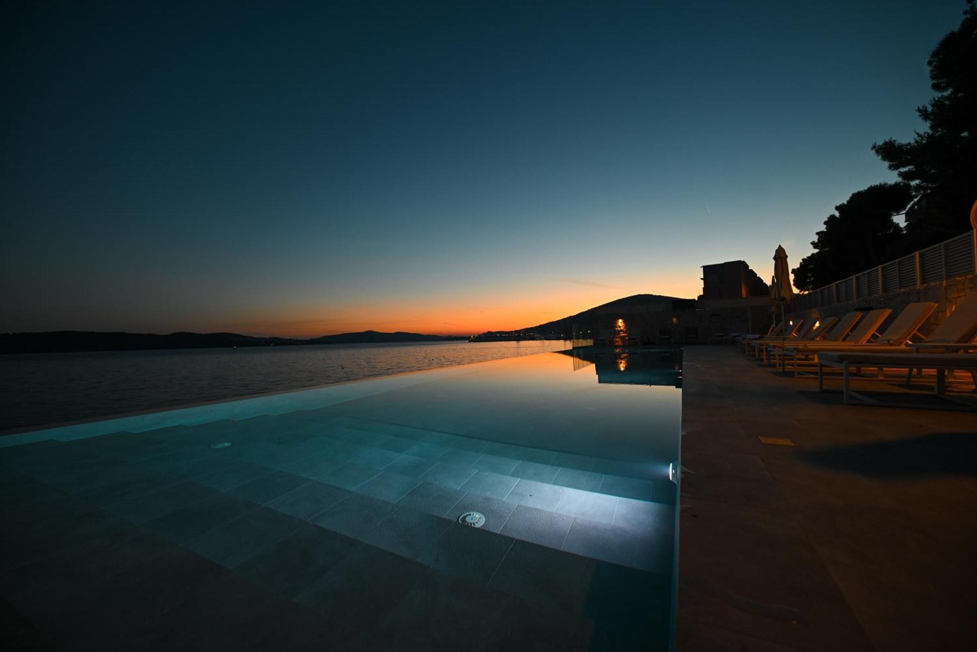 Livingstone House